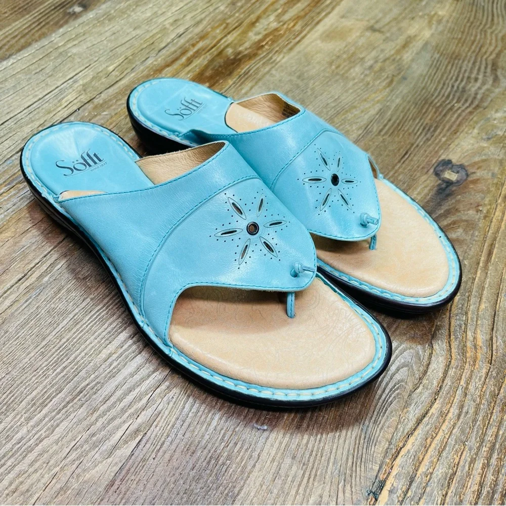New ~ Sofft Turquoise Leather Floral Slip On Low Heeled Sandals Size 9